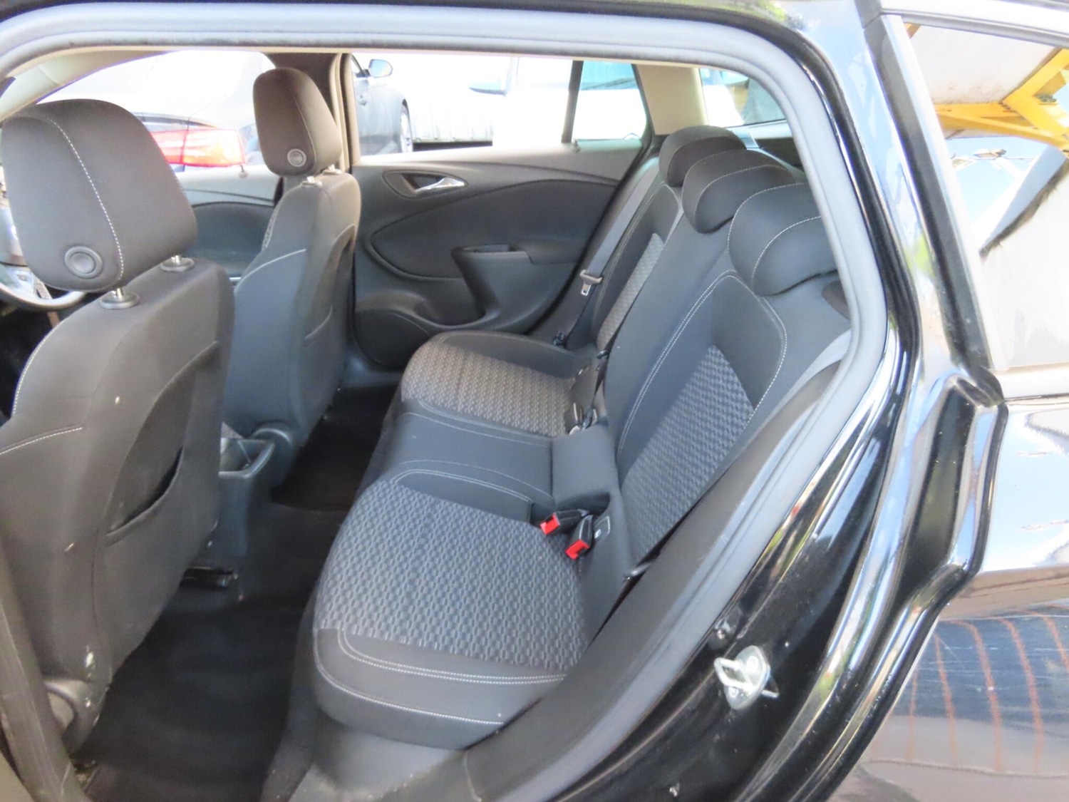 Used Vauxhall Astra for sale - 78115206: Photo 8