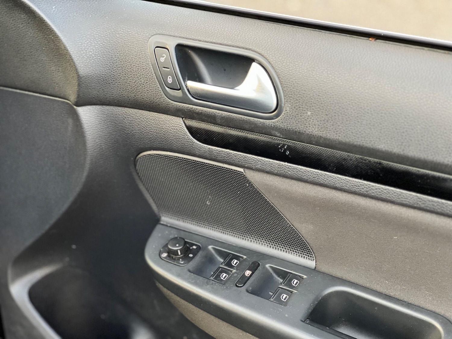 Used Volkswagen Golf 2012 for sale - 76620579: Photo 39