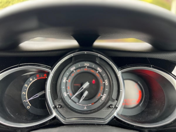 Used Citroen DS3 2011 for sale - 76122734: Photo 7