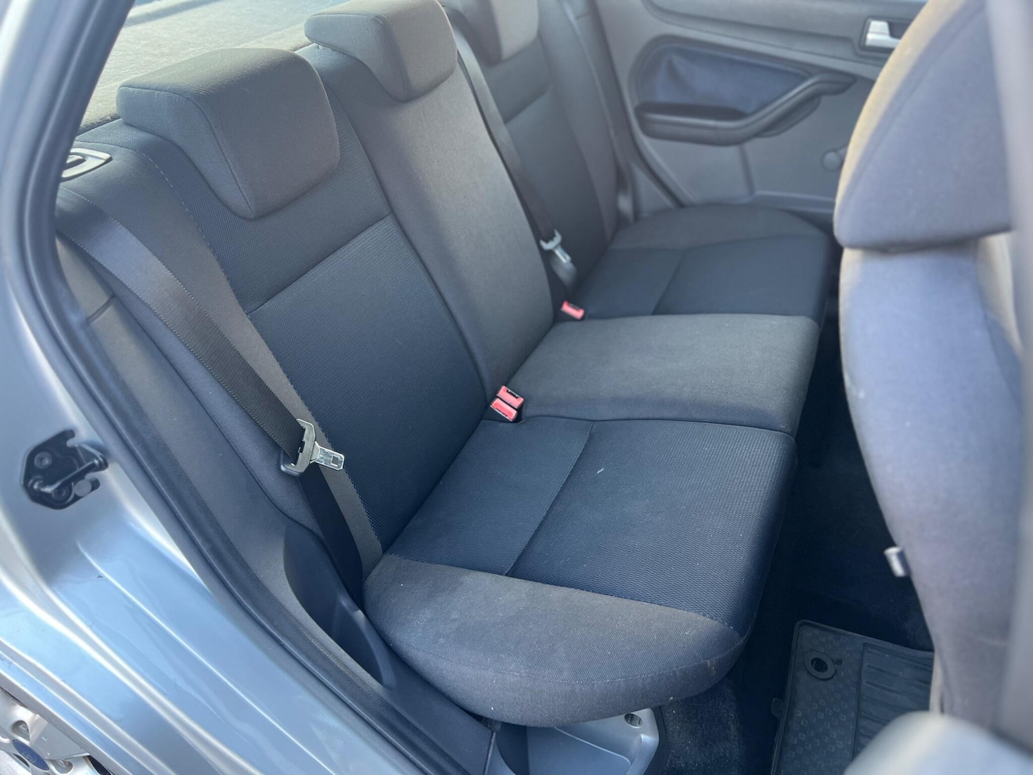 Used Ford Focus 2005 for sale - 76898956: Photo 23