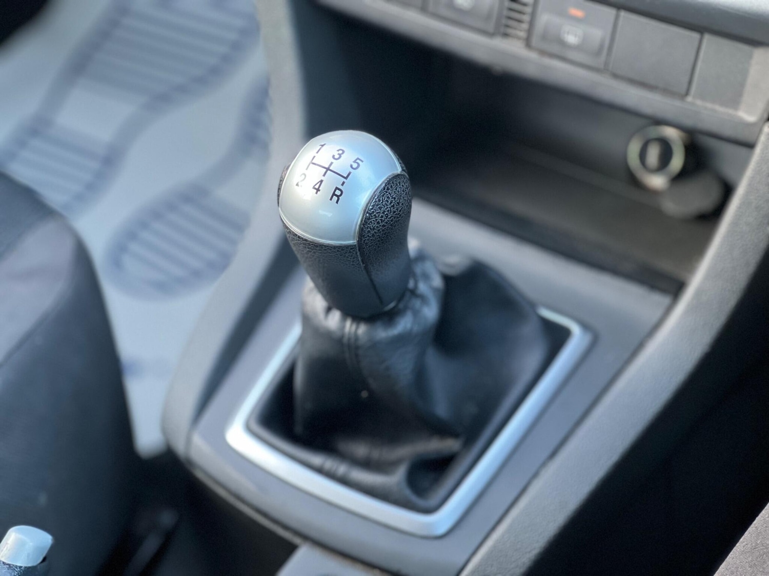 Used Ford Focus 2005 for sale - 76898956: Photo 30