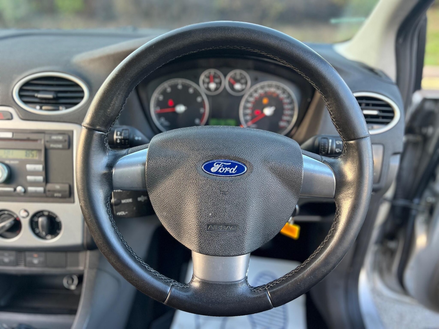 Used Ford Focus 2005 for sale - 76898956: Photo 5