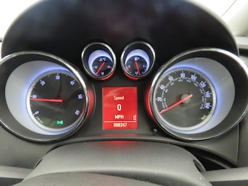 Used Vauxhall Astra 2011 for sale - 78830902: Photo