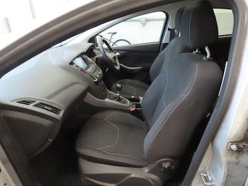 Used Ford Focus 2017 for sale - 77784473: Photo