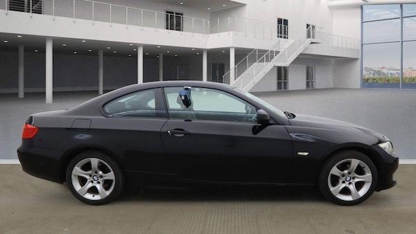 Used BMW 3 Series 2011 for sale - 76138268: Photo 10