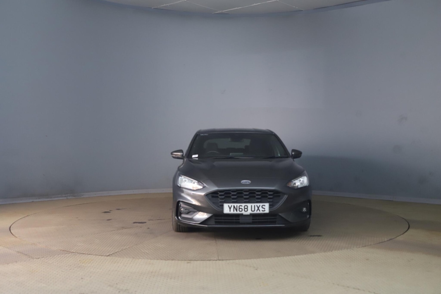 Used Ford Focus for sale - 77993192: Photo 2