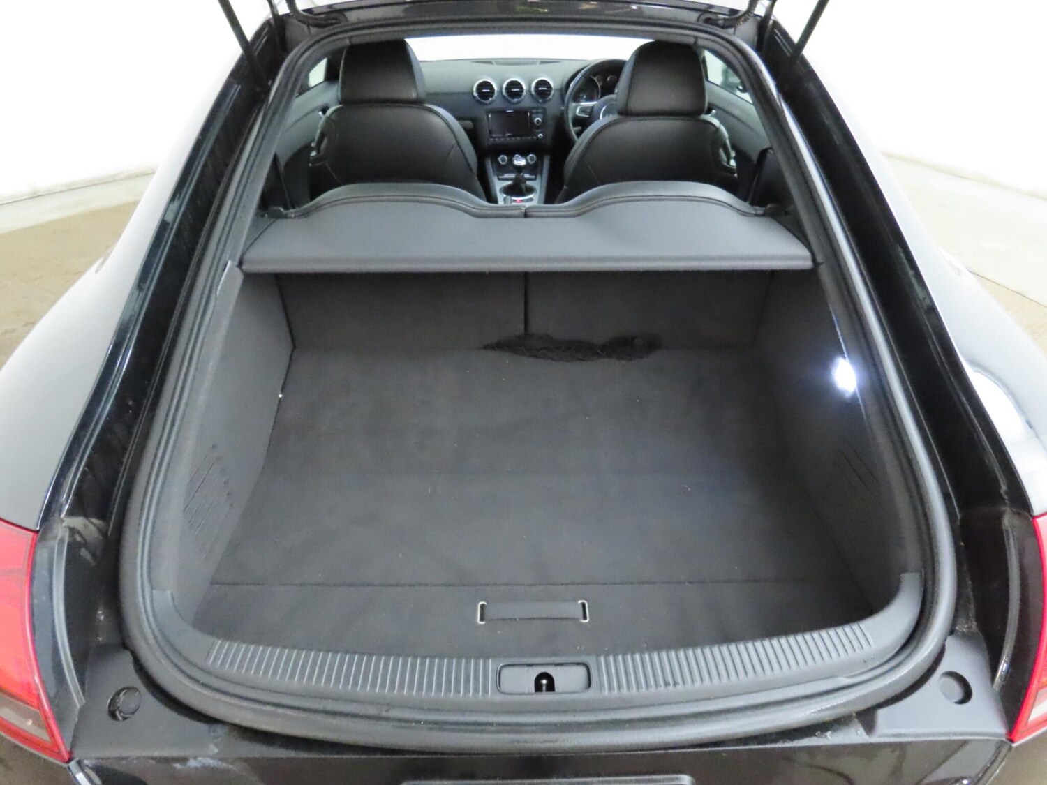 Used Audi TT 2011 for sale - 77523945: Photo 12