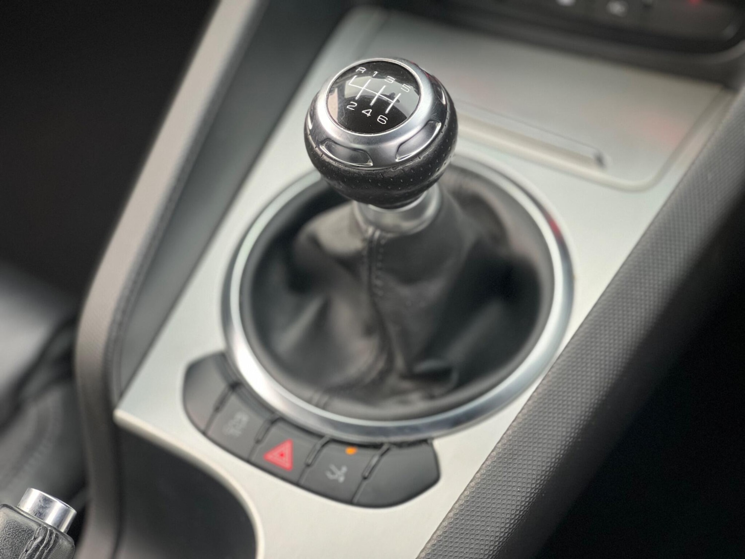 Used Audi TT 2011 for sale - 77523945: Photo 27