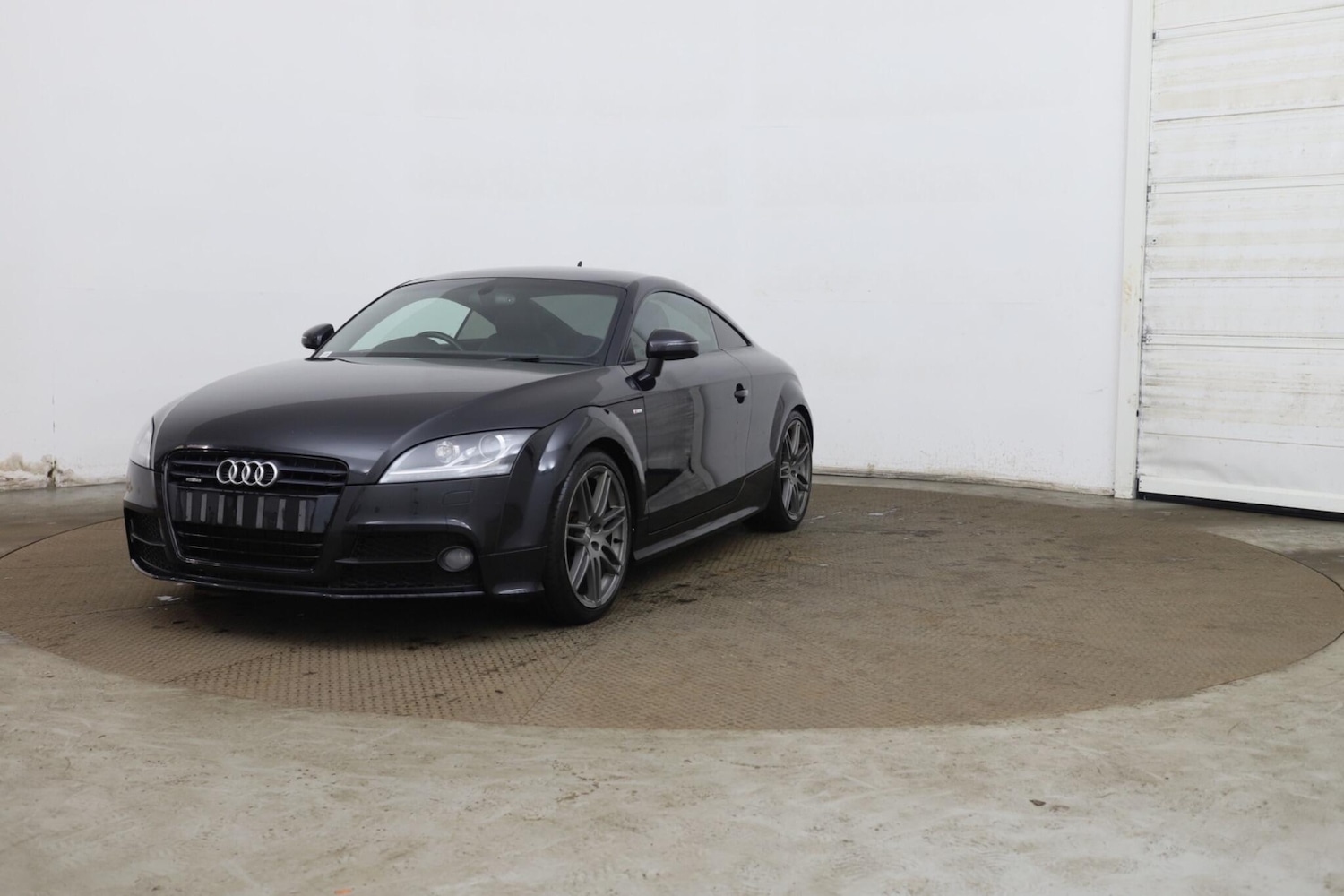 Used Audi TT 2011 for sale - 77523945: Photo 3