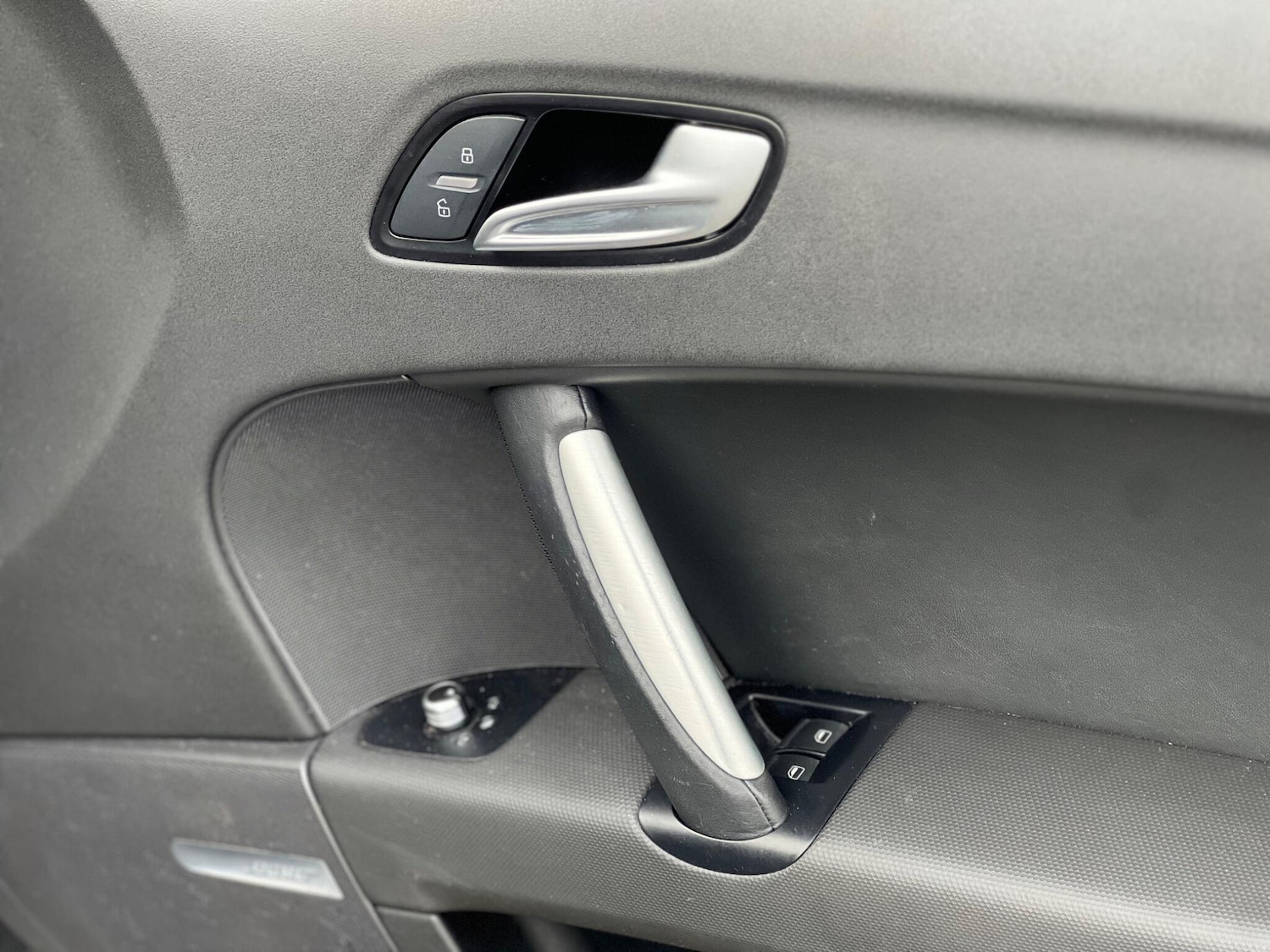 Used Audi TT 2011 for sale - 77523945: Photo 35