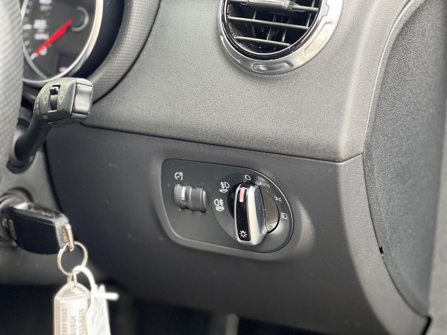 Used Audi TT 2011 for sale - 77523945: Photo 36