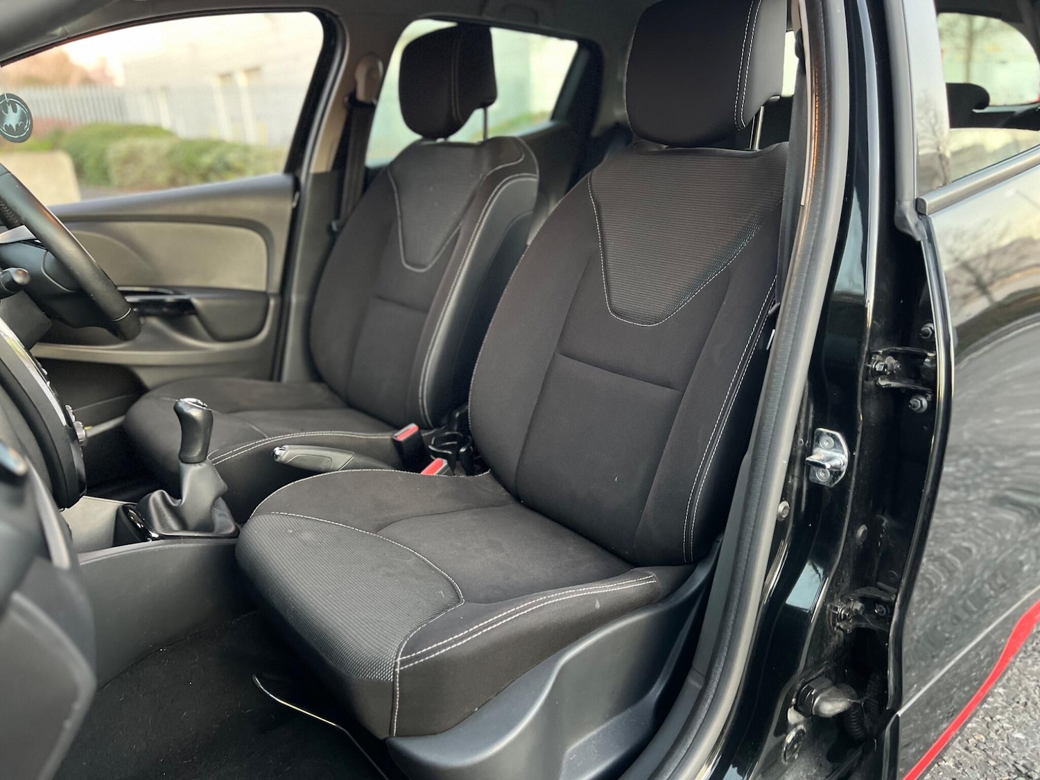 Used Renault Clio 2014 for sale - 76620032: Photo 20