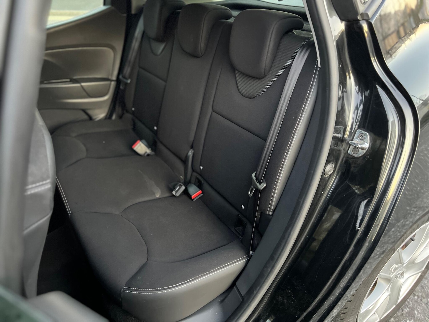 Used Renault Clio 2014 for sale - 76620032: Photo 21