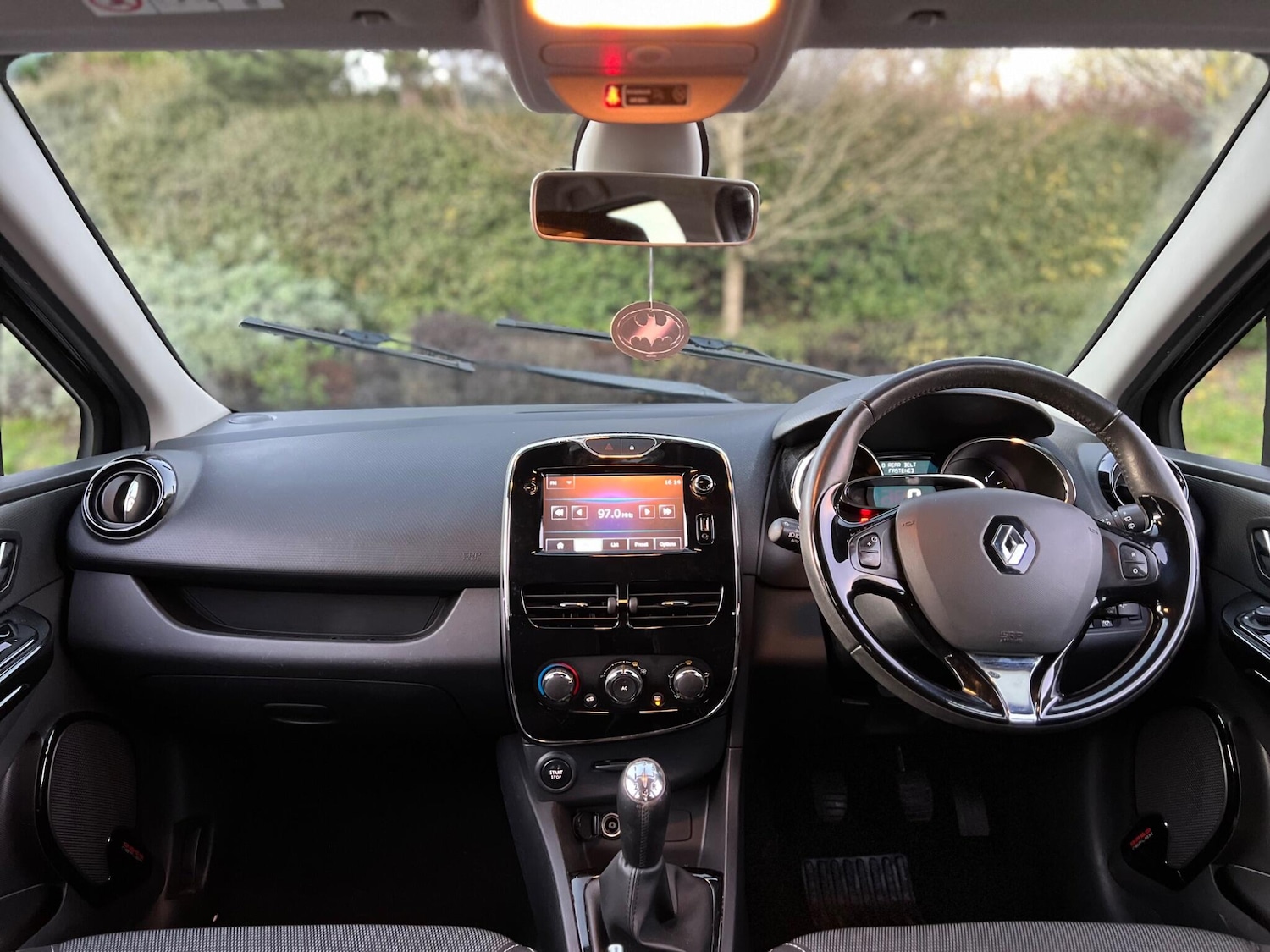 Used Renault Clio 2014 for sale - 76620032: Photo 4