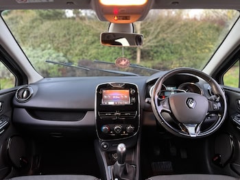 Used Renault Clio 2014 for sale - 76620032: Photo