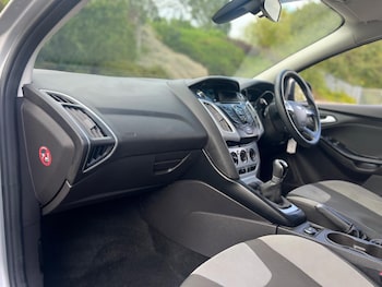 Used Ford Focus 2014 for sale - 79324397: Photo