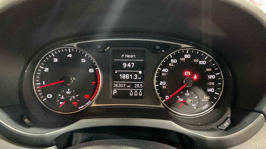 Used Audi A1 2012 for sale - 76645823: Photo 10