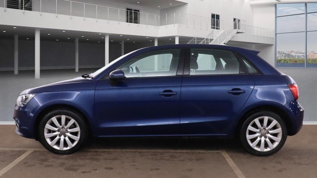 Used Audi A1 2012 for sale - 76645823: Photo 6
