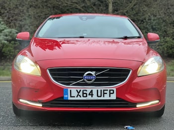 Used Volvo V40 2014 for sale - 77039973: Photo