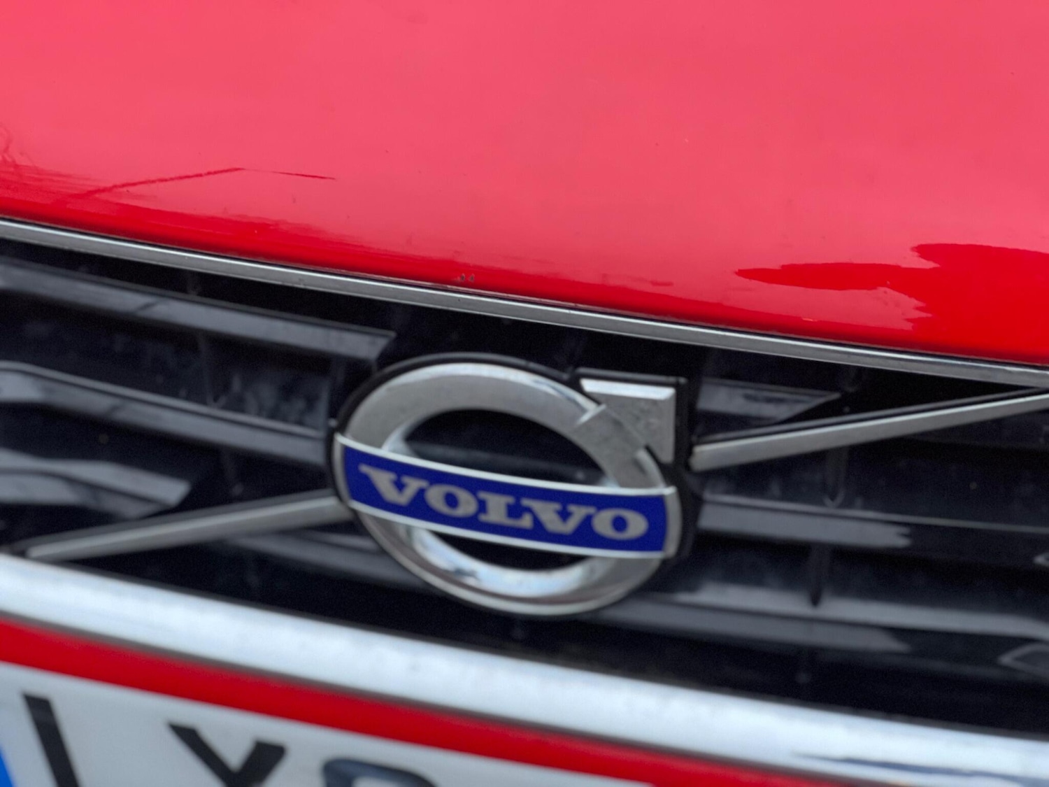 Used Volvo V40 2014 for sale - 77039973: Photo 35