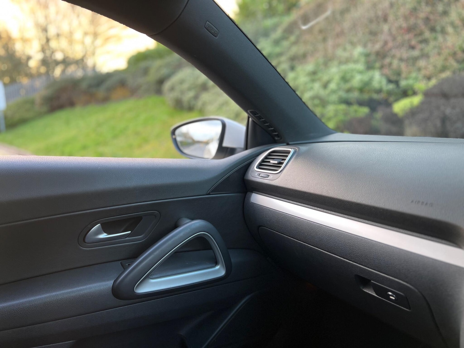 Used Volkswagen Scirocco for sale - 77538631: Photo 38