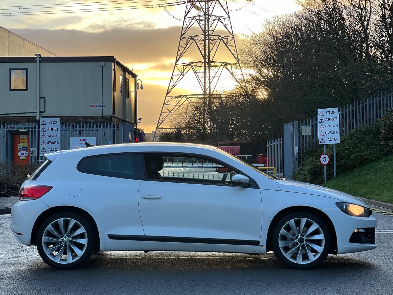 Used Volkswagen Scirocco for sale - 77538631: Photo 8