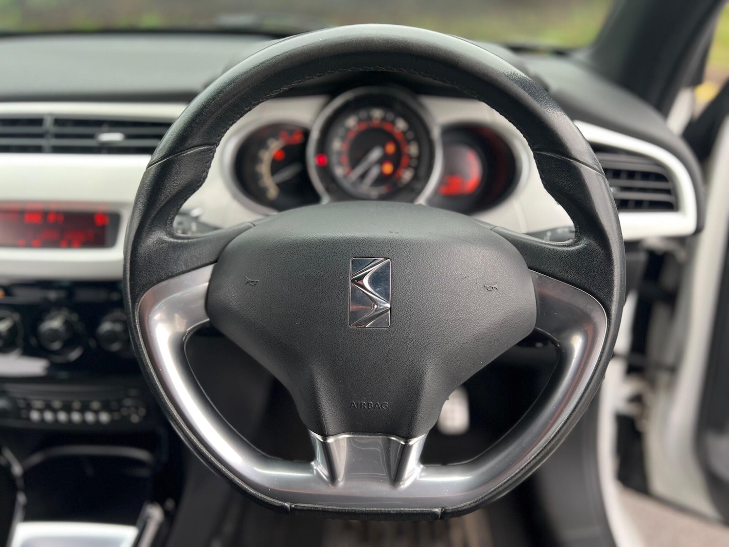 Used Citroen DS3 for sale - 77510298: Photo 5