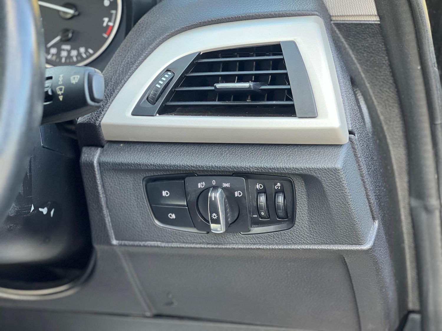 Used BMW 2 Series 2016 for sale - 76898904: Photo 37