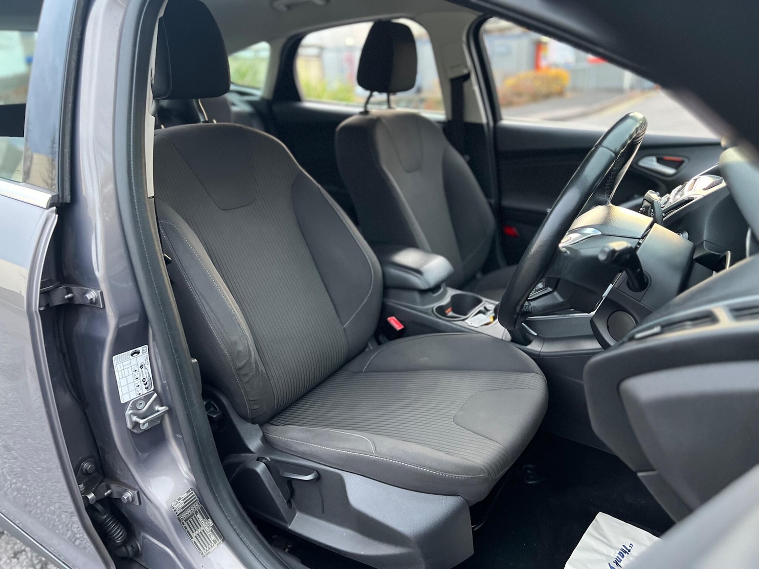 Used Ford Focus 2014 for sale - 76484310: Photo 16