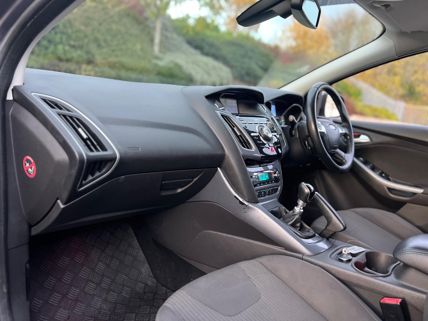 Used Ford Focus 2014 for sale - 76484310: Photo 4