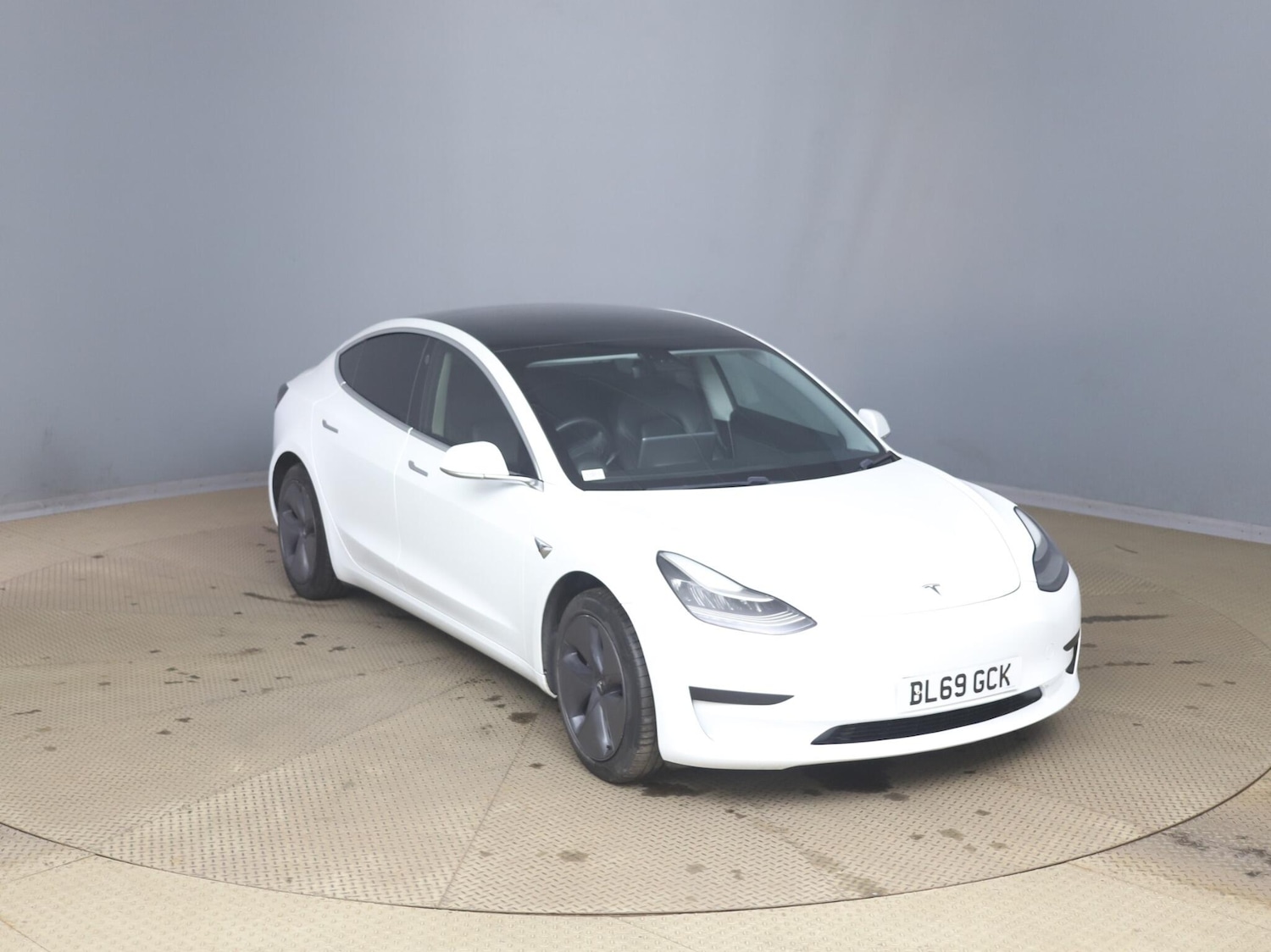 Used Tesla Model 3 2019 for sale - 78171429: Photo 1