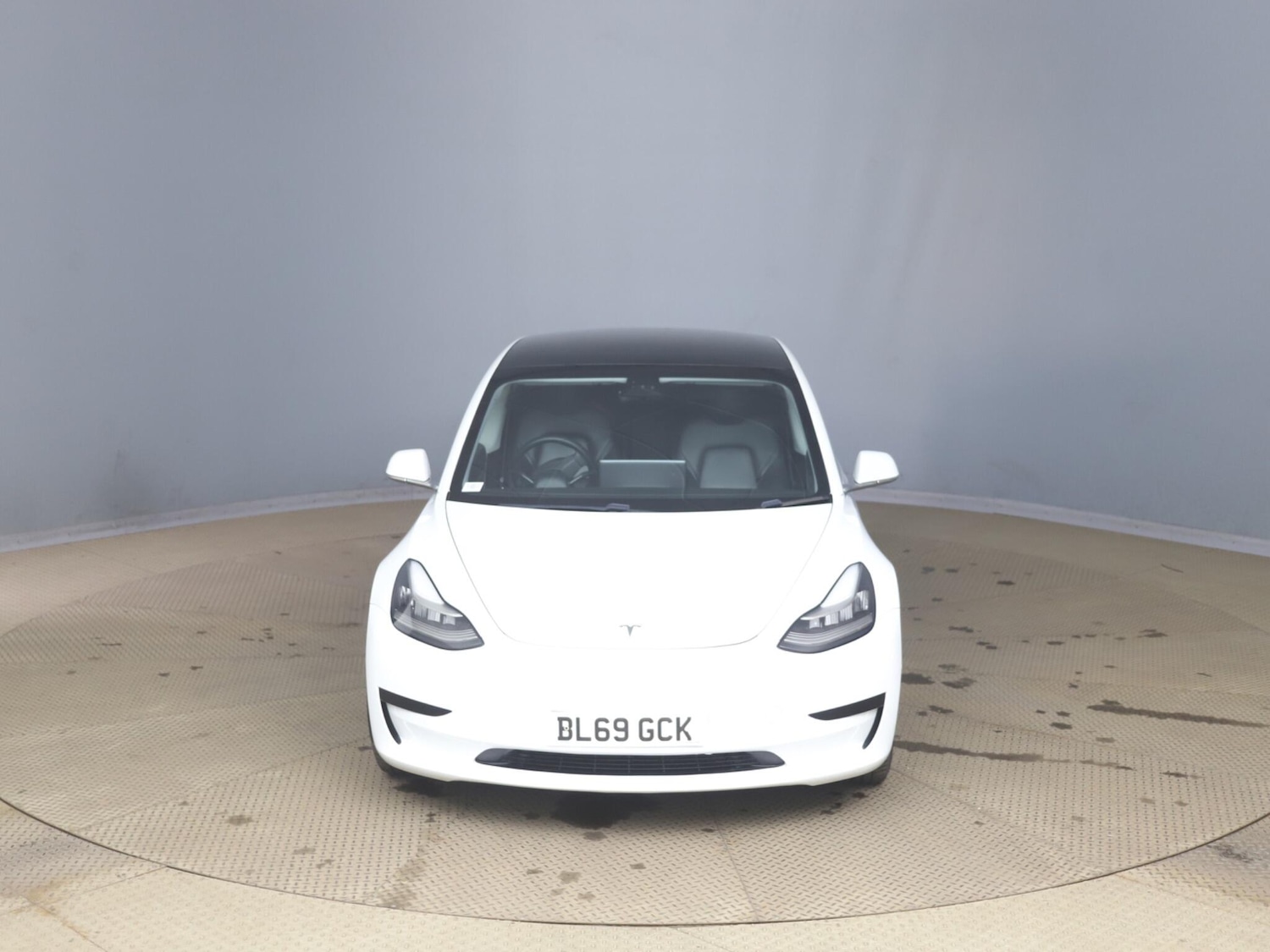 Used Tesla Model 3 2019 for sale - 78171429: Photo 2