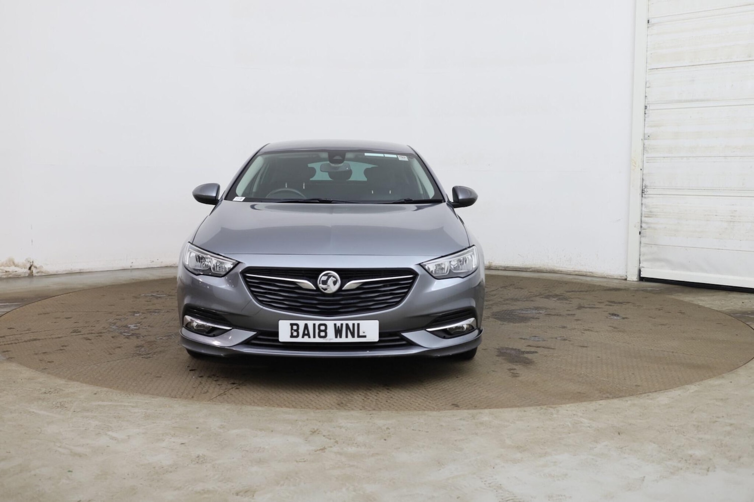 Used Vauxhall Insignia 2018 for sale - 78086924: Photo 2