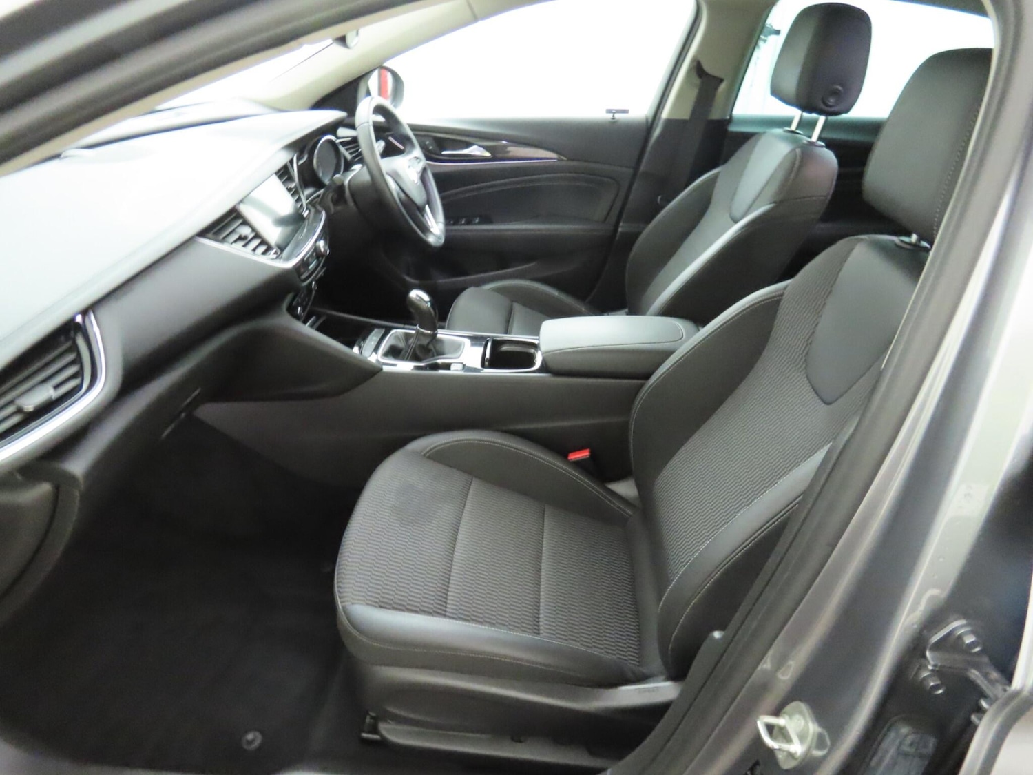 Used Vauxhall Insignia 2018 for sale - 78086924: Photo 6