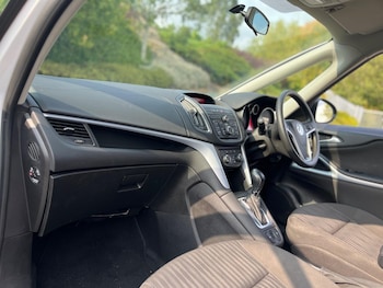 Used Vauxhall Zafira Tourer 2014 for sale - 75624136: Photo