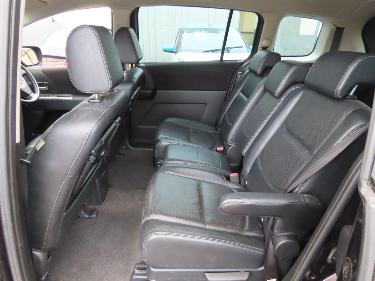 Used Mazda Mazda5 2010 for sale - 77978337: Photo 8