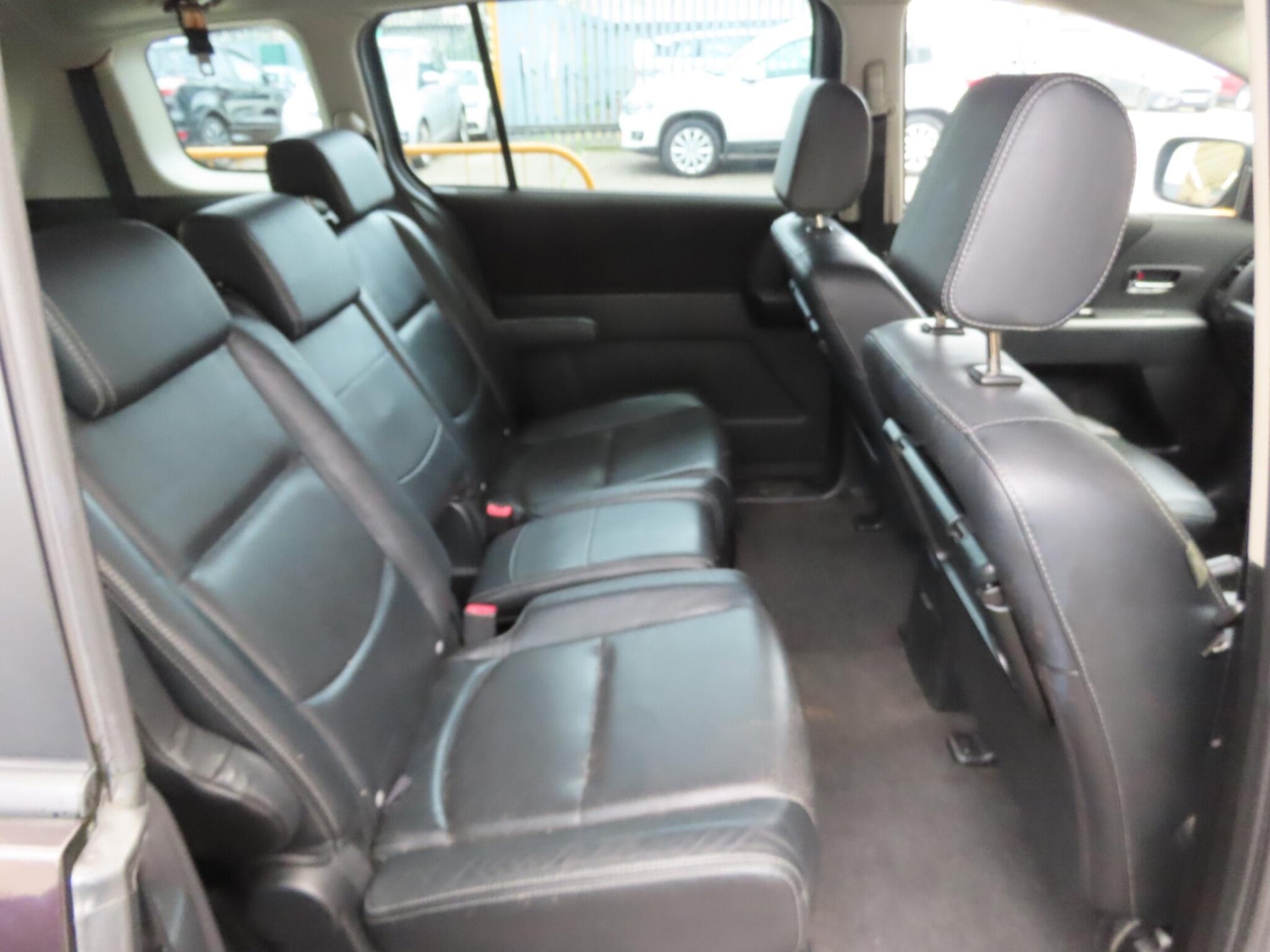 Used Mazda Mazda5 2010 for sale - 77978337: Photo 9