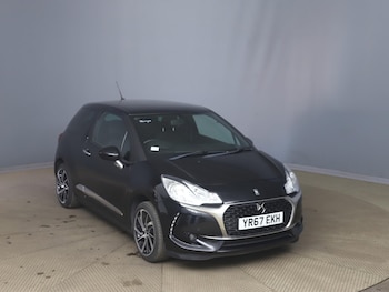 2017 (67) - 1.2 PureTech Connected Chic Euro 6 3dr