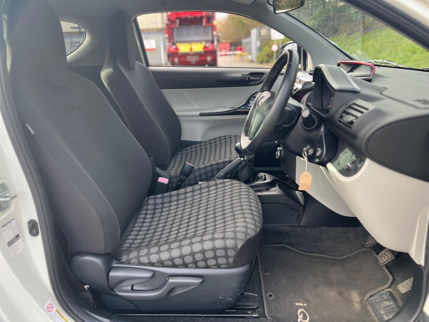 Used Toyota IQ 2011 for sale - 77229394: Photo 16