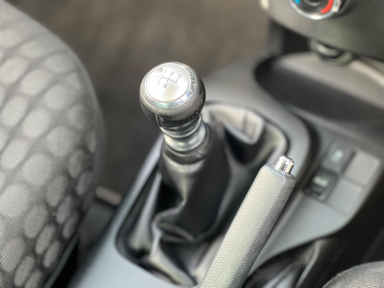 Used Toyota IQ 2011 for sale - 77229394: Photo 25