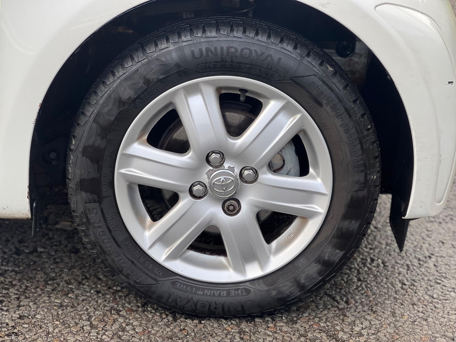 Used Toyota IQ 2011 for sale - 77229394: Photo 29