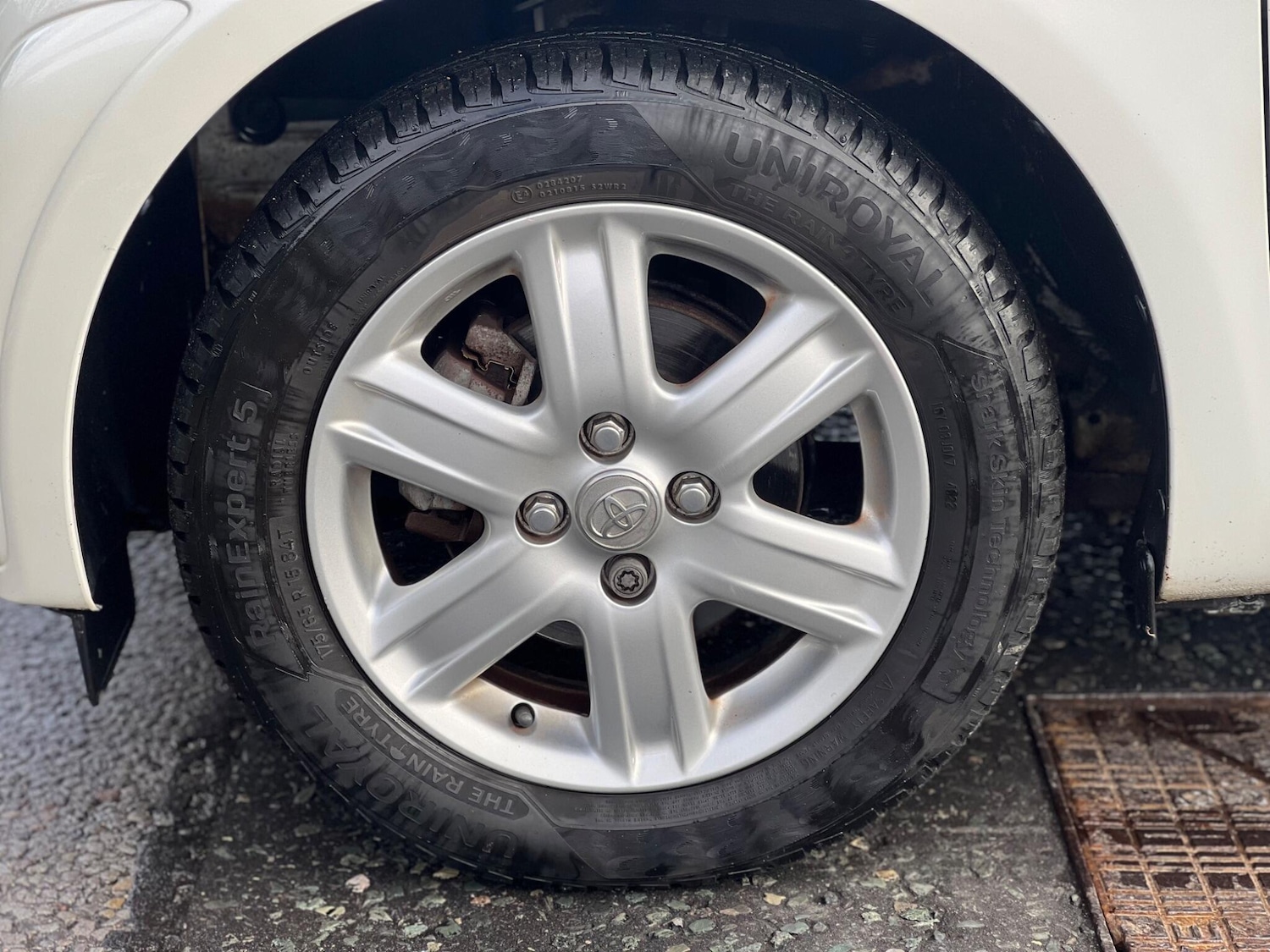 Used Toyota IQ 2011 for sale - 77229394: Photo 30