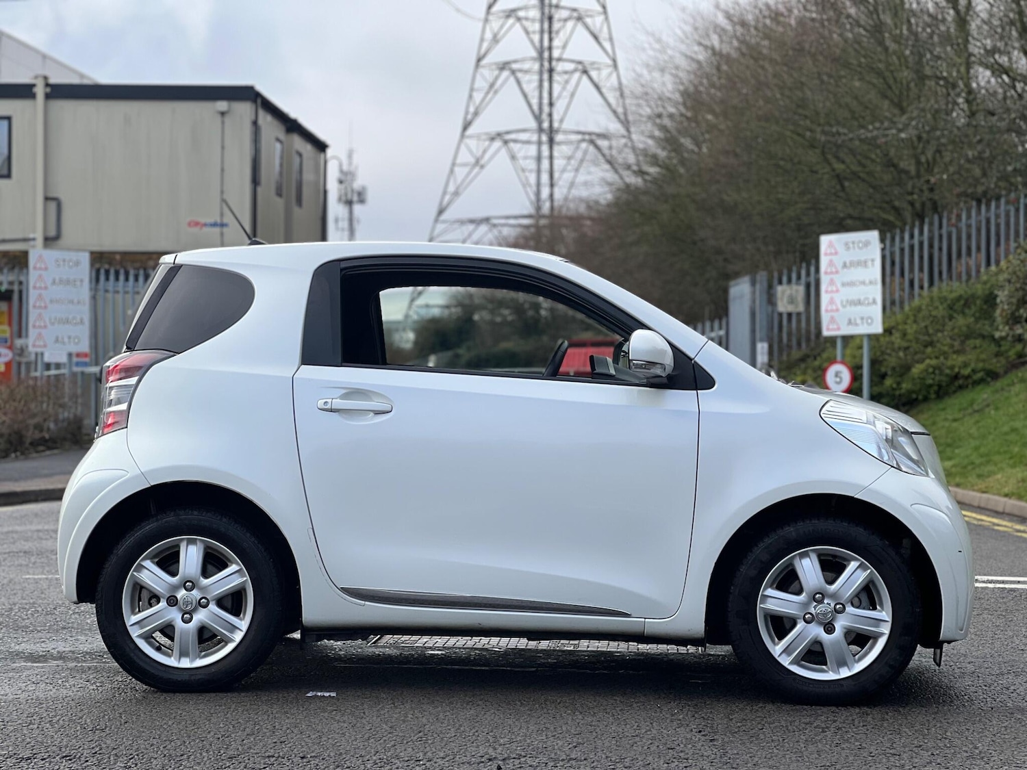 Used Toyota IQ 2011 for sale - 77229394: Photo 8