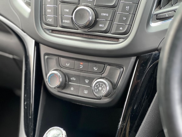 Used Vauxhall Zafira 2014 for sale - 76239809: Photo 31