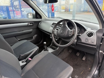 Used Suzuki Swift 2009 for sale - 77479071: Photo