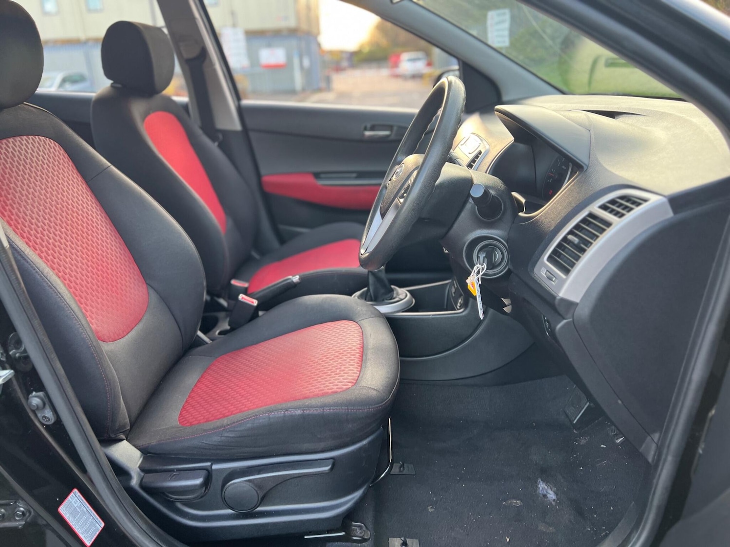 Used Hyundai i20 2010 for sale - 76550021: Photo 17