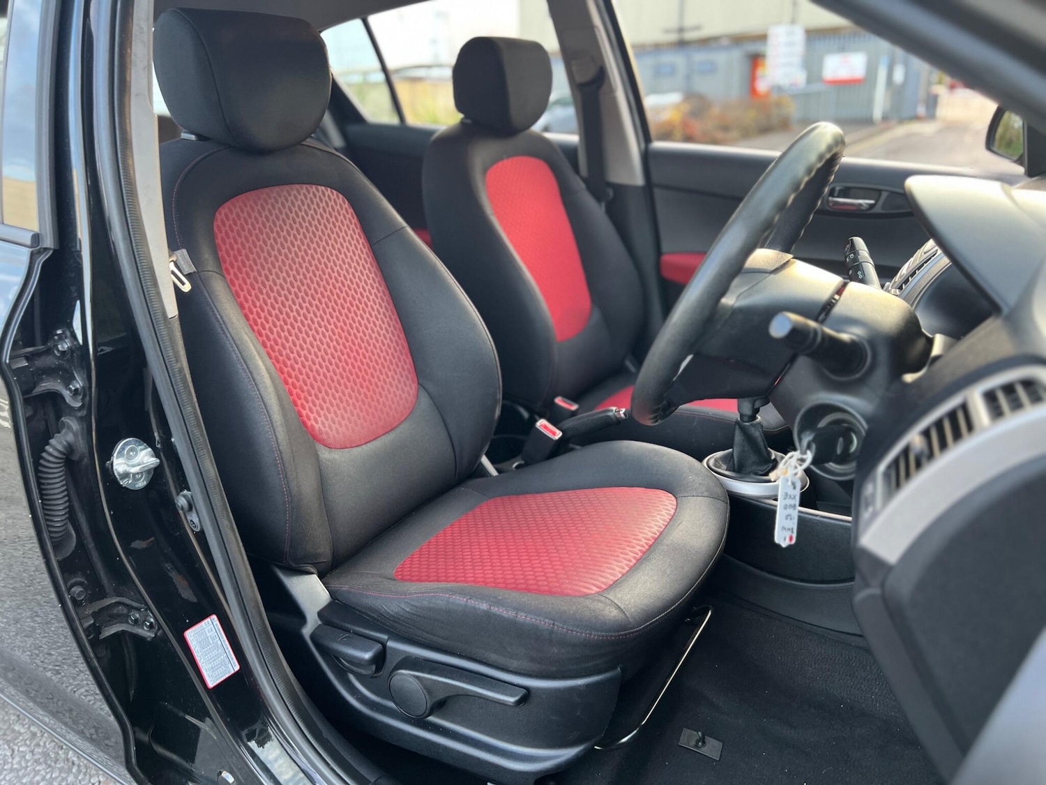 Used Hyundai i20 2010 for sale - 76550021: Photo 18