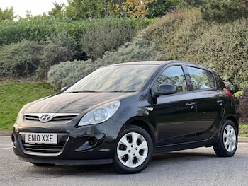 Used Hyundai i20 2010 for sale - 76550021: Photo