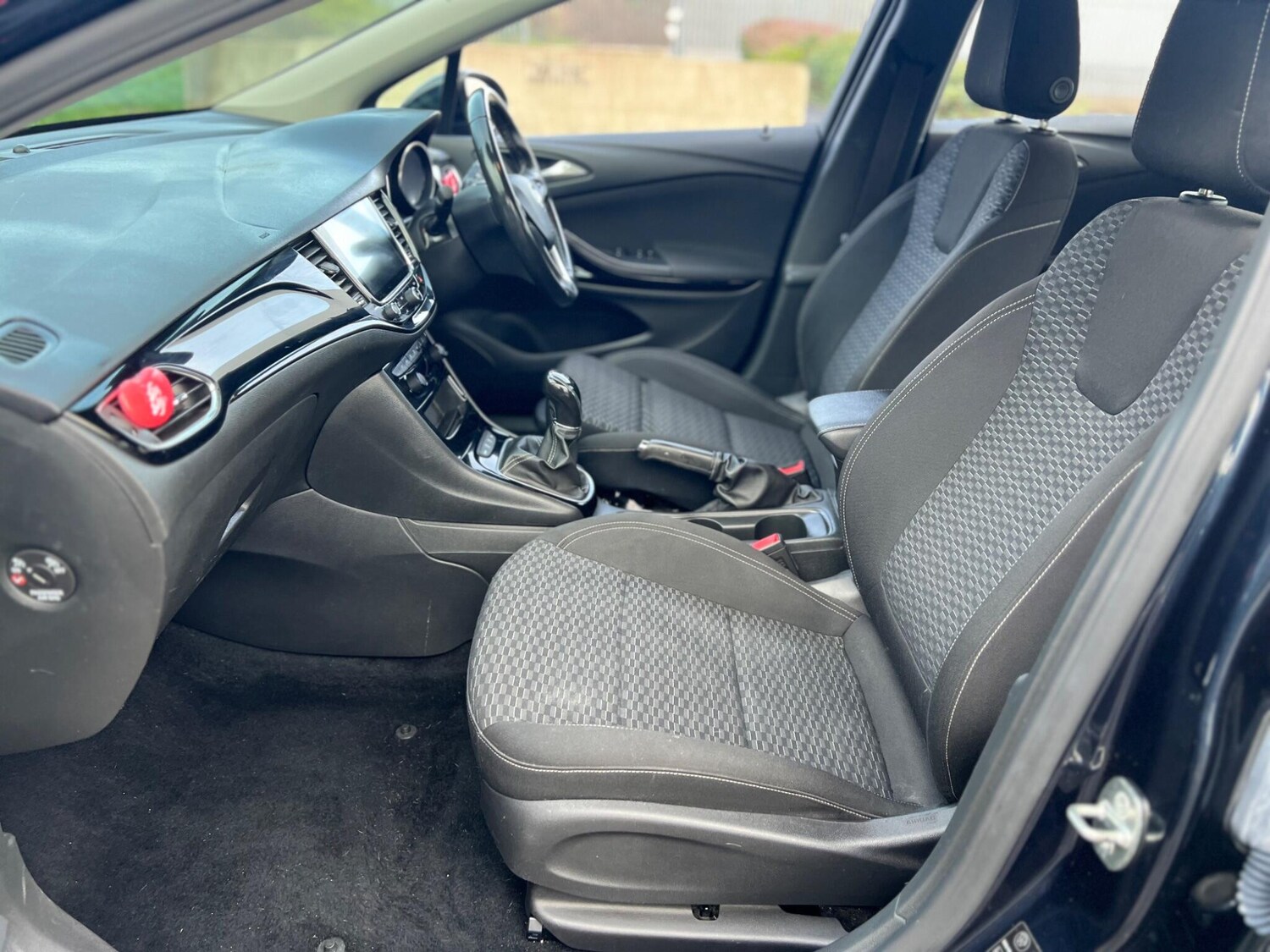 Used Vauxhall Astra 2018 for sale - 76899222: Photo 19