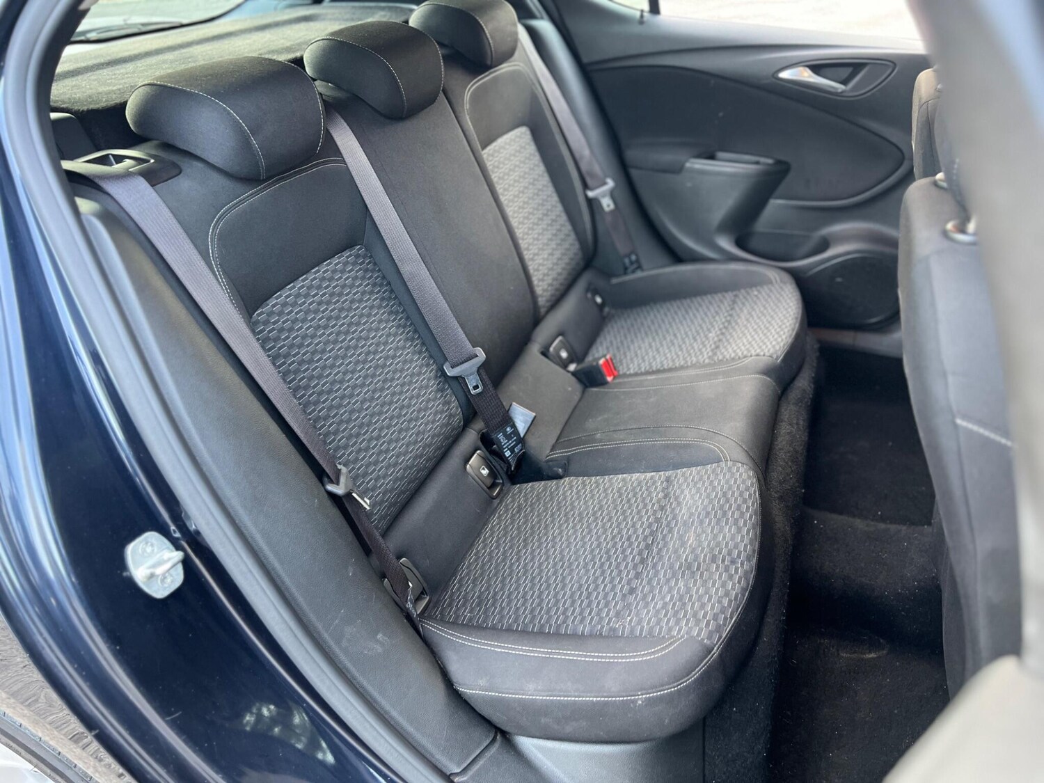 Used Vauxhall Astra 2018 for sale - 76899222: Photo 24